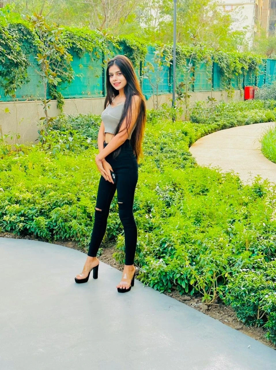 Inaya – Indian escort in Mumbai — 3 / 4