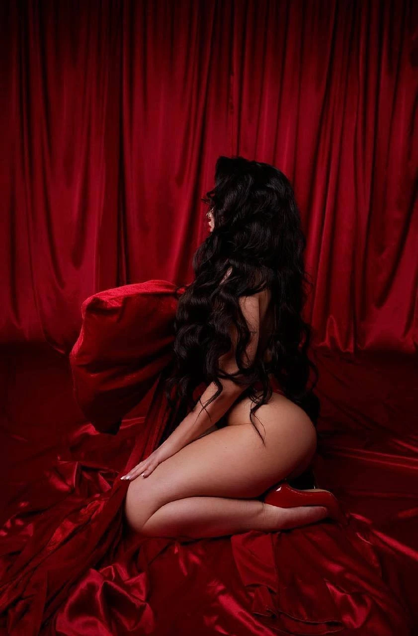 Amelia – Russian escort in Beirut — 4 / 19