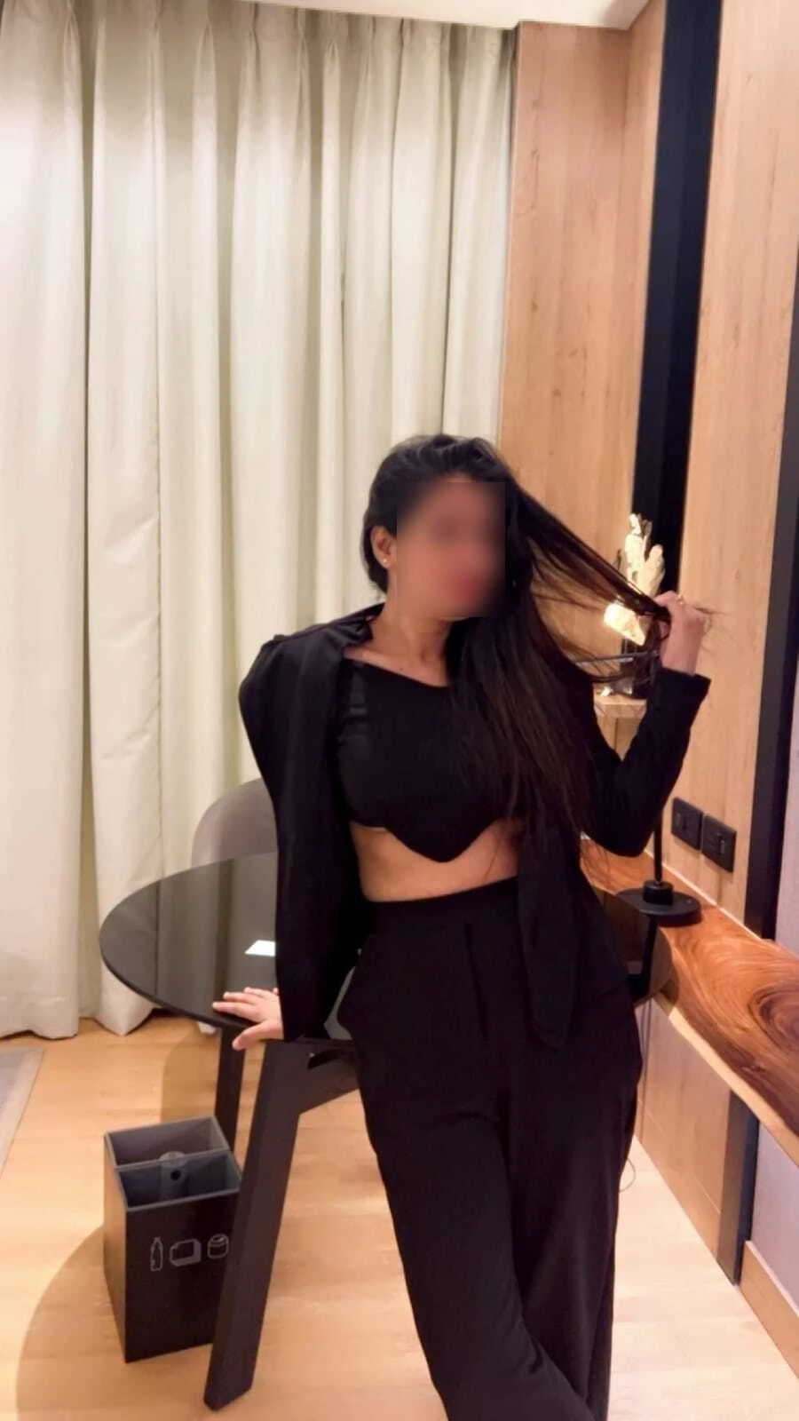 Aaliya Meeting andheri – Indian escort in Mumbai — 4 / 5
