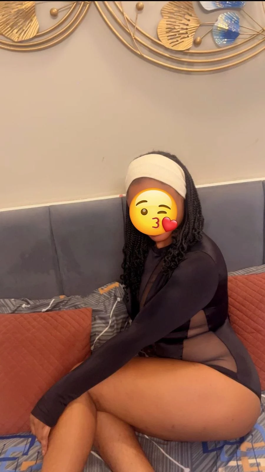 African Girl Escort 🌬️AC Room 🥶🌬️ – South African escort in Noida — 2 / 8