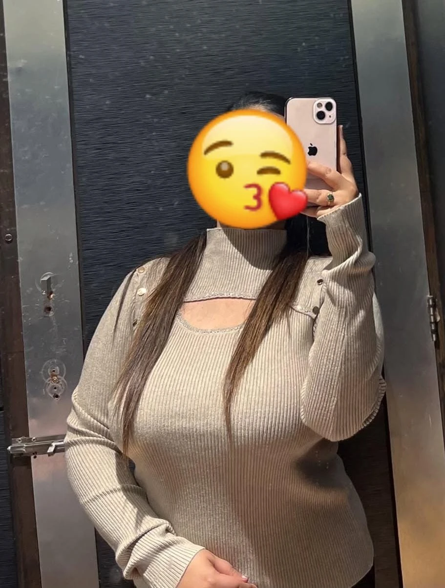 CAM KASHMIRI ANAL QUEEN MEET – Indian escort in New Delhi — 5 / 11