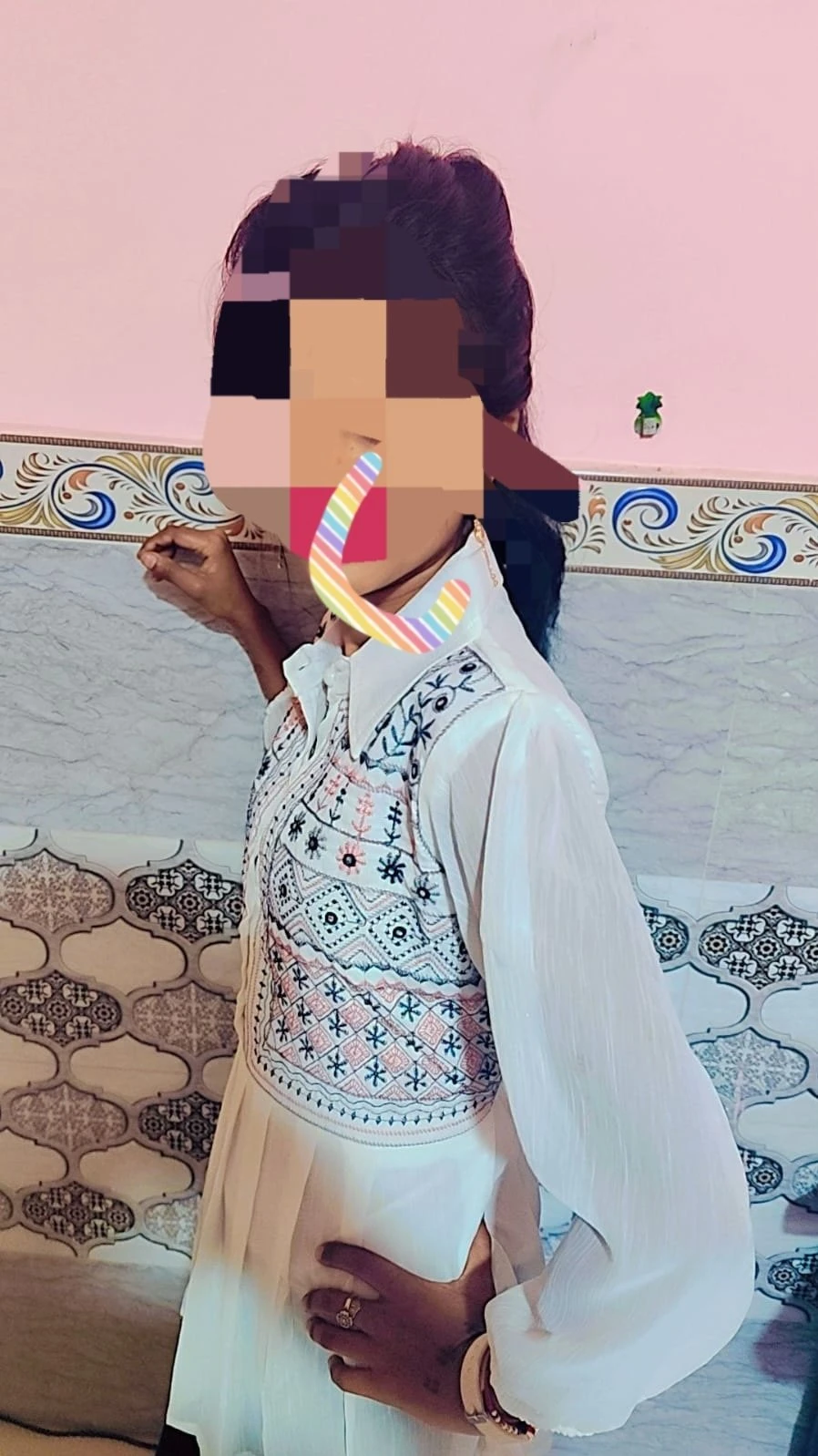 Dipika – Indian escort in Mumbai — 2 / 5