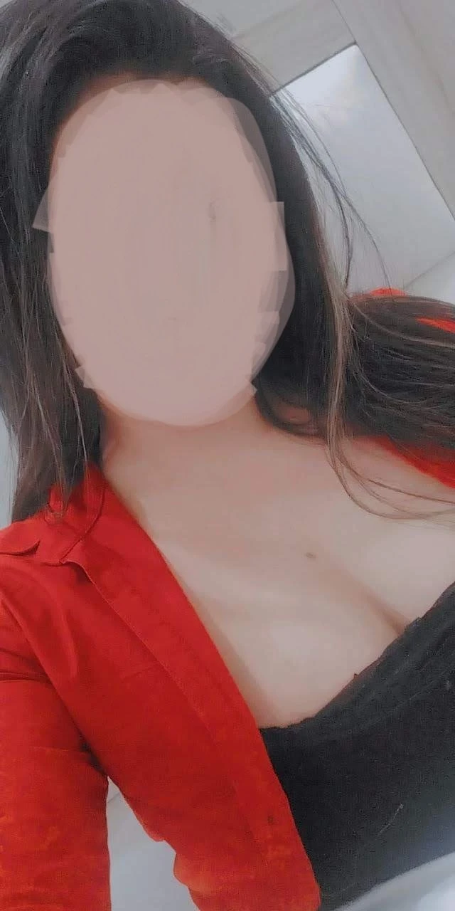 Sara – Indian escort in Mumbai — 7 / 8