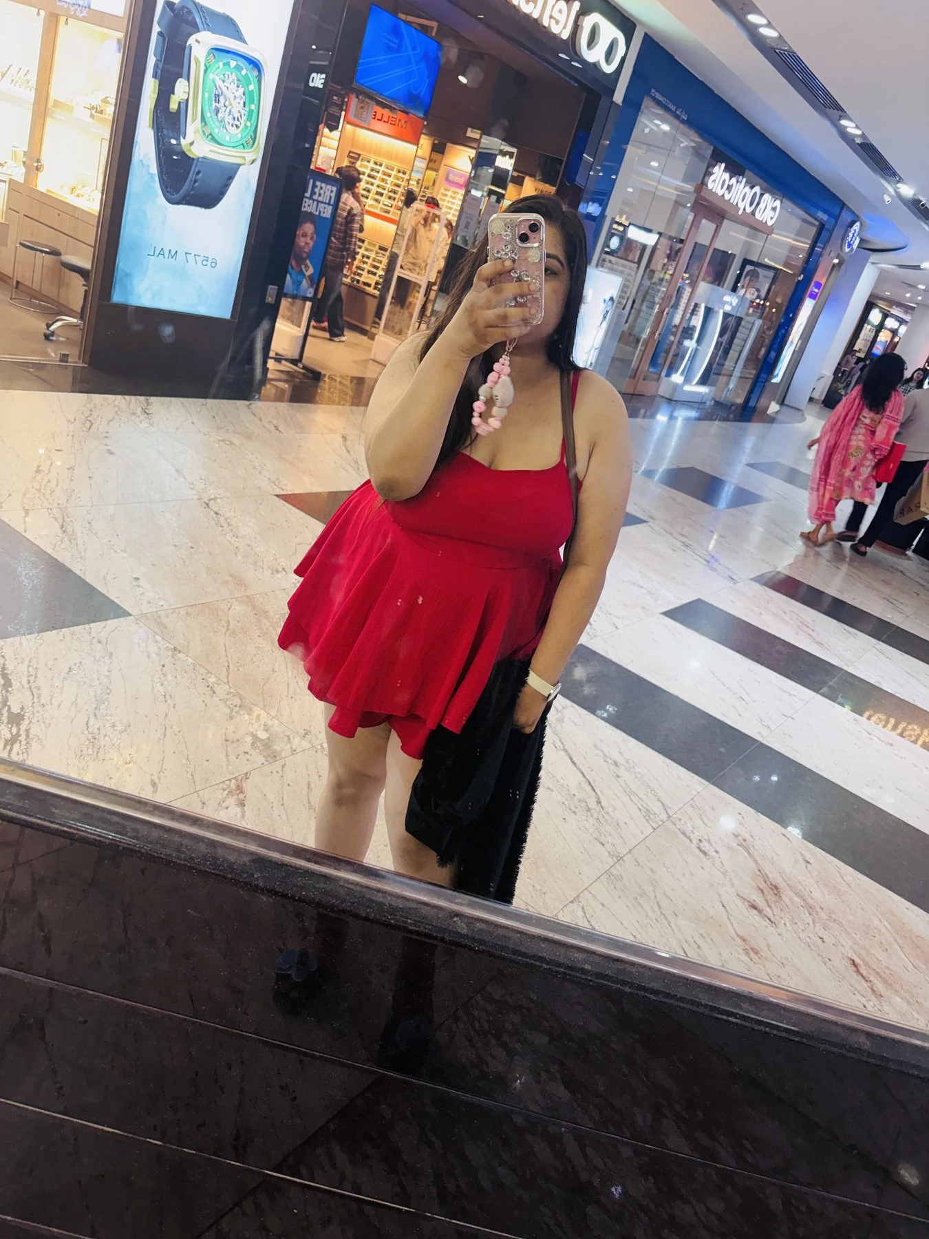 S Baddie – Indian escort in Hyderabad — 5 / 12