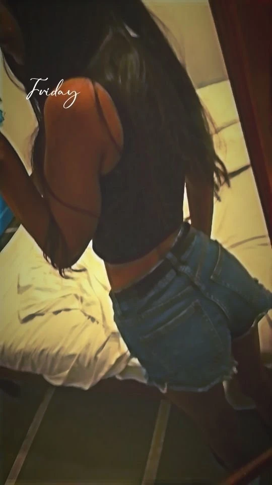 Aliya – escort in Mumbai — 2 / 3