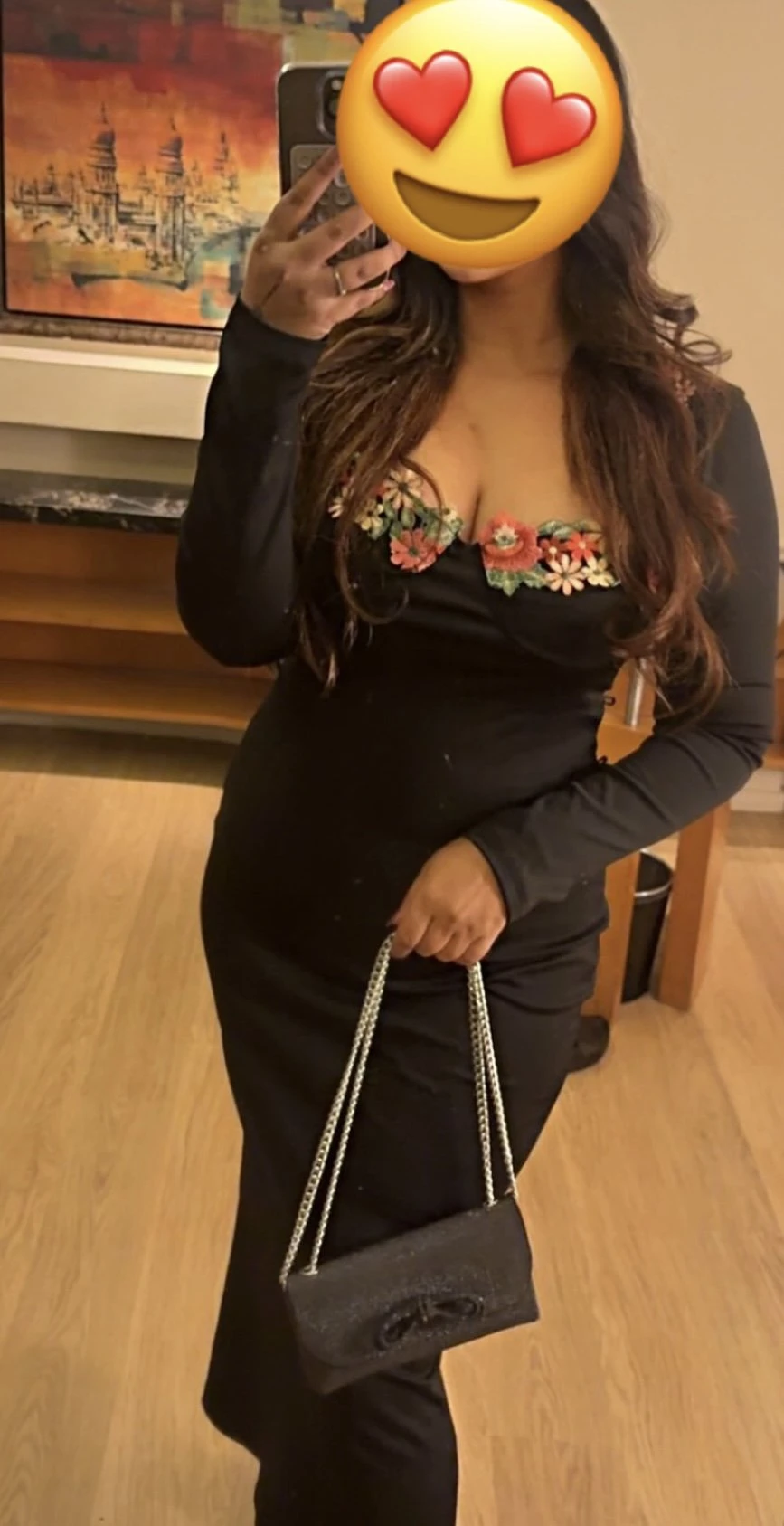 907k Follower on Insta 🩷 🎀༘⋆ – Indian escort in Hyderabad — 5 / 14