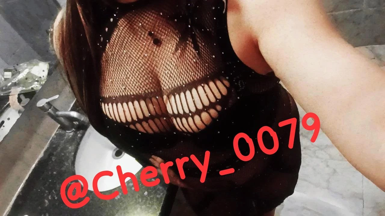 Cherry – Indian escort in Kolkata — 1 / 3