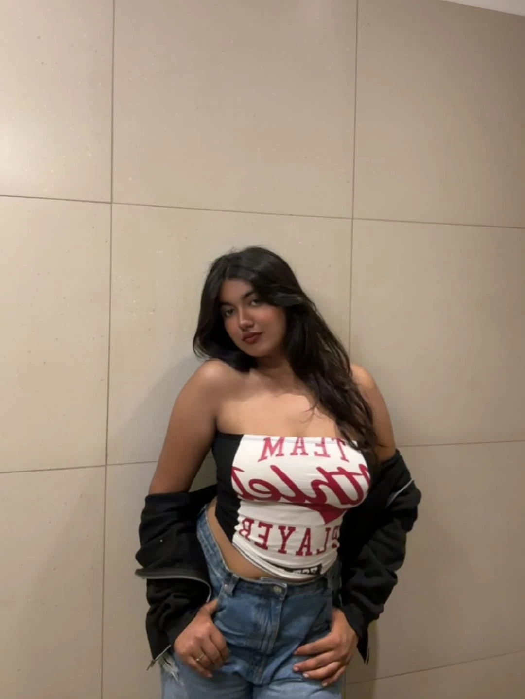 Purva – Indian escort in Hyderabad — 2 / 4
