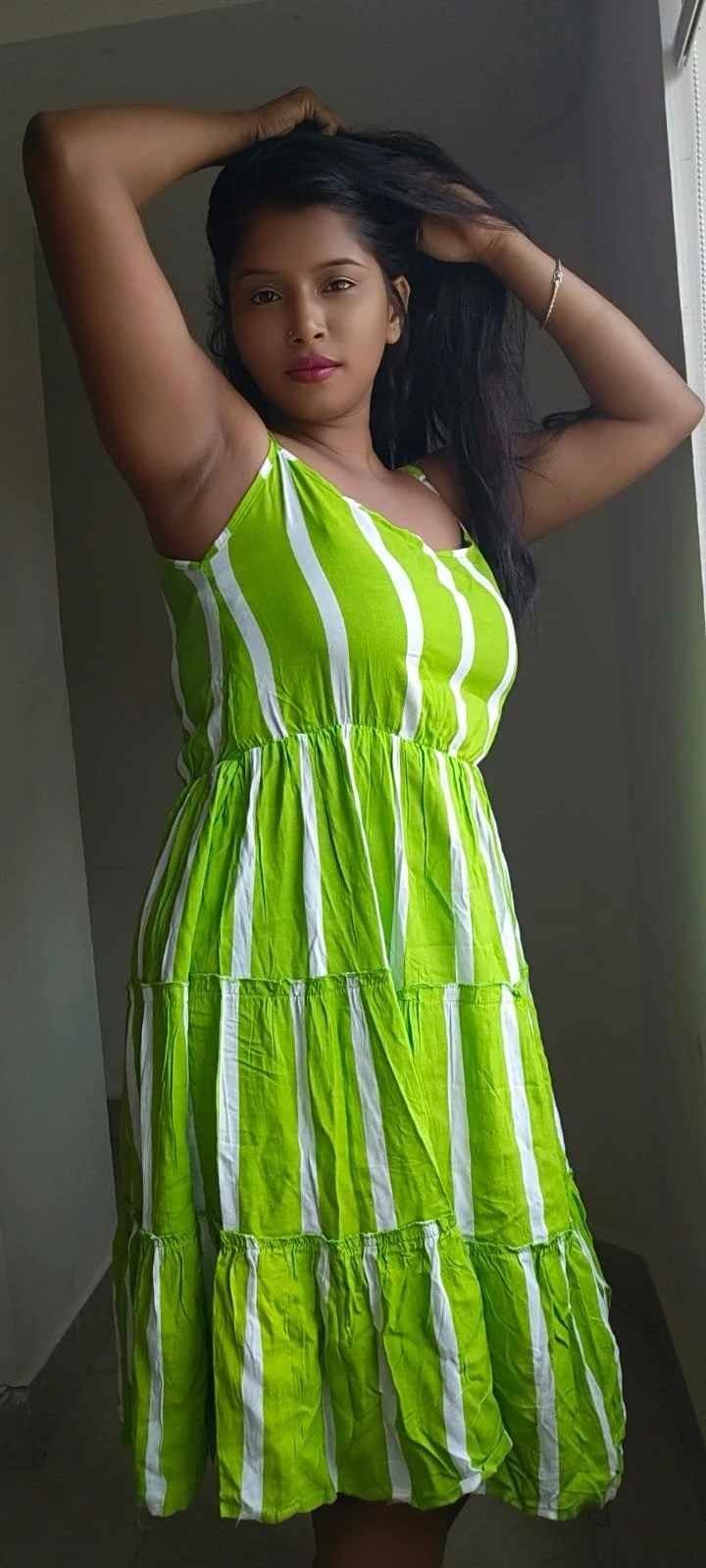 Soniya Sharma – escort in Hyderabad — 4 / 5