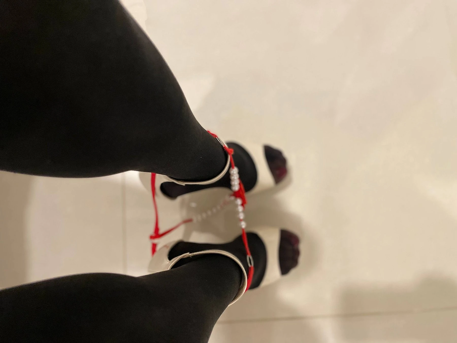 Thanya Perara – Sri Lankan escort in Colombo — 4 / 11
