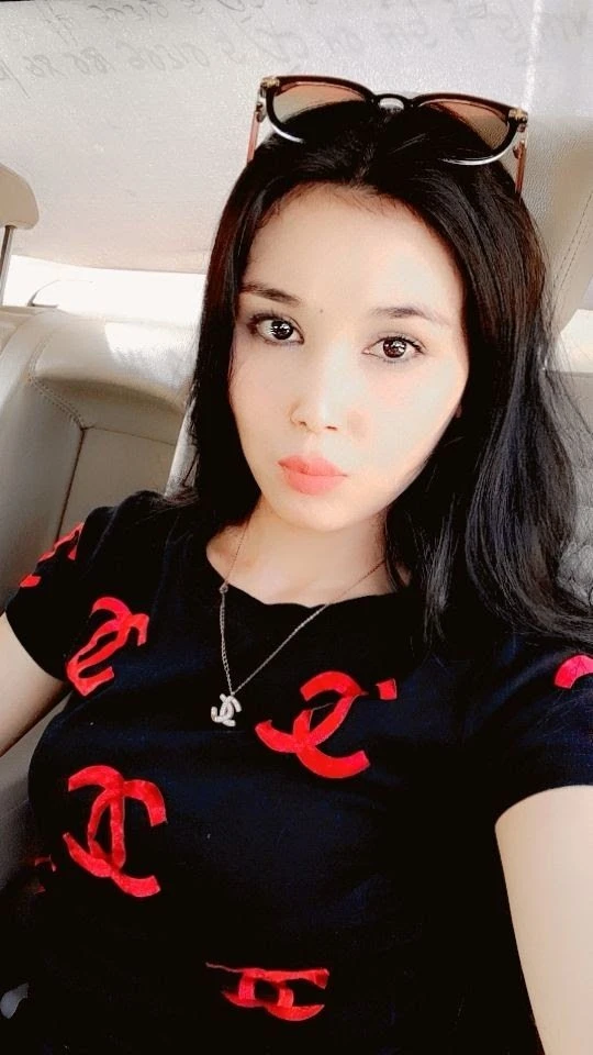 Kirty Escort Service in your bajat – Russian escort in Dehradun, Uttarakhand — 2 / 5
