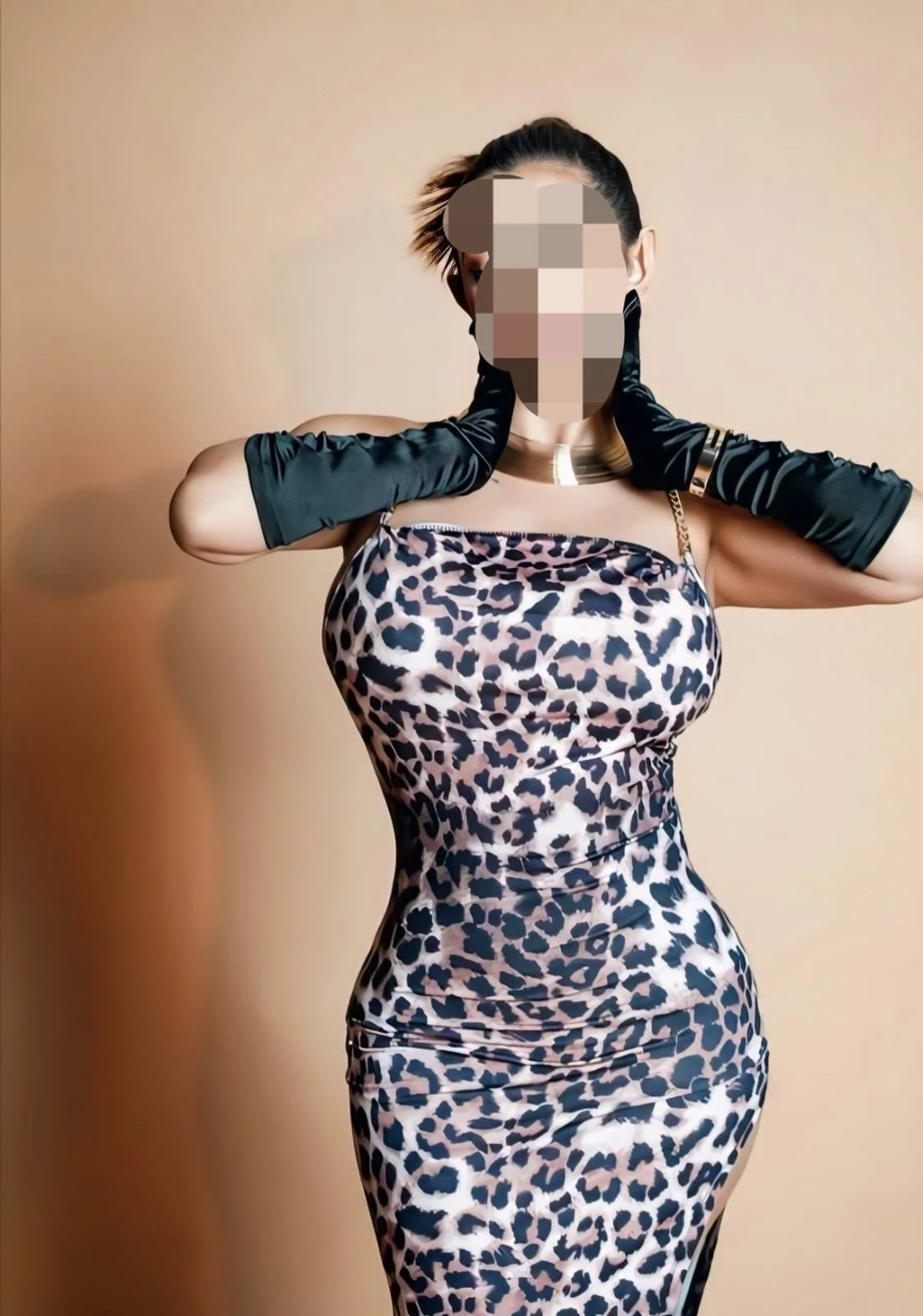 ULLU WEB SERIES ACTRESS HERE..real meet – Indian escort in Mumbai — 3 / 30