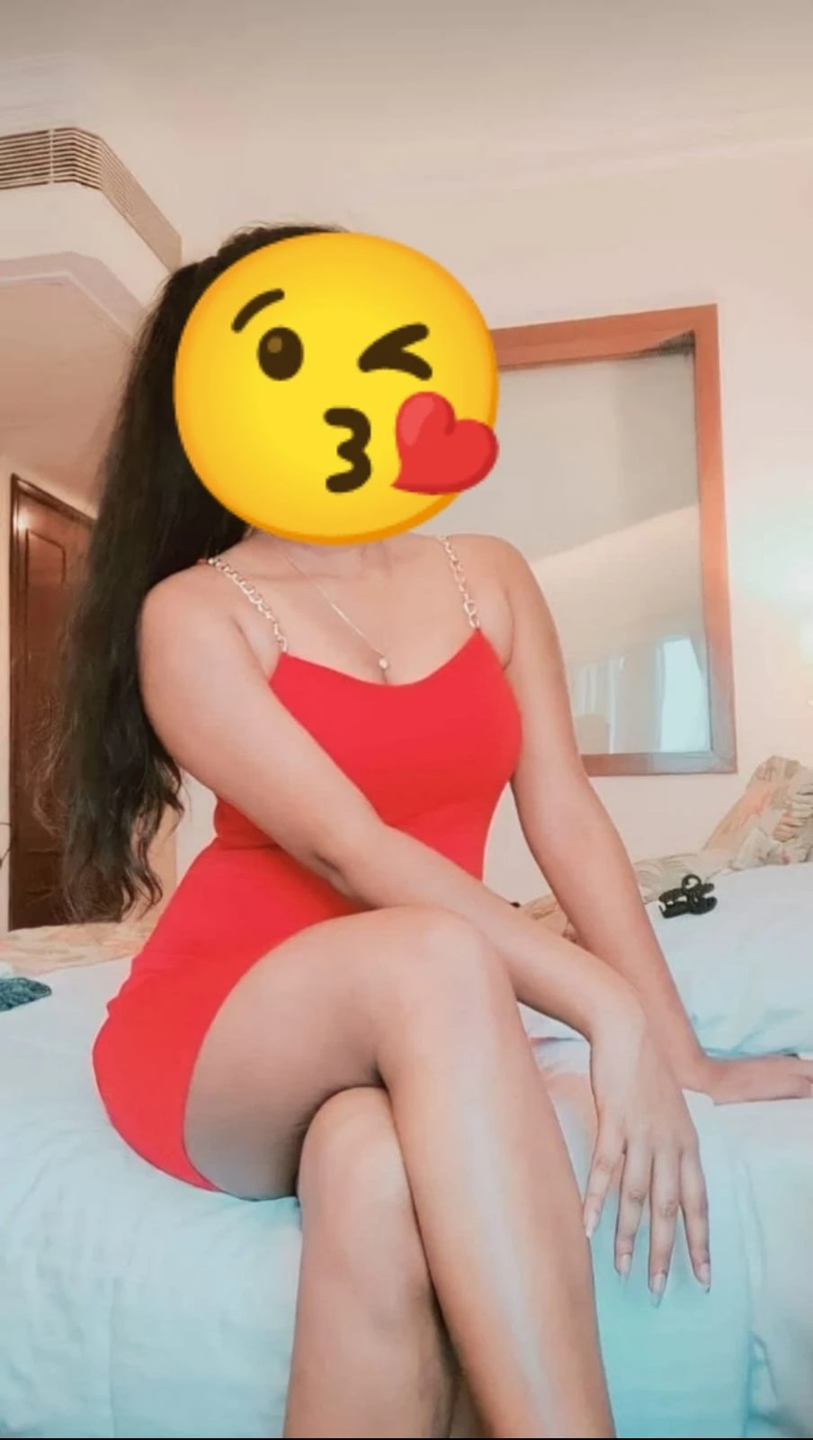 ꧁♧༺Komal (real meet & cam)༻♧꧂ 🤍 9 – Indian escort in Pune — 1 / 3
