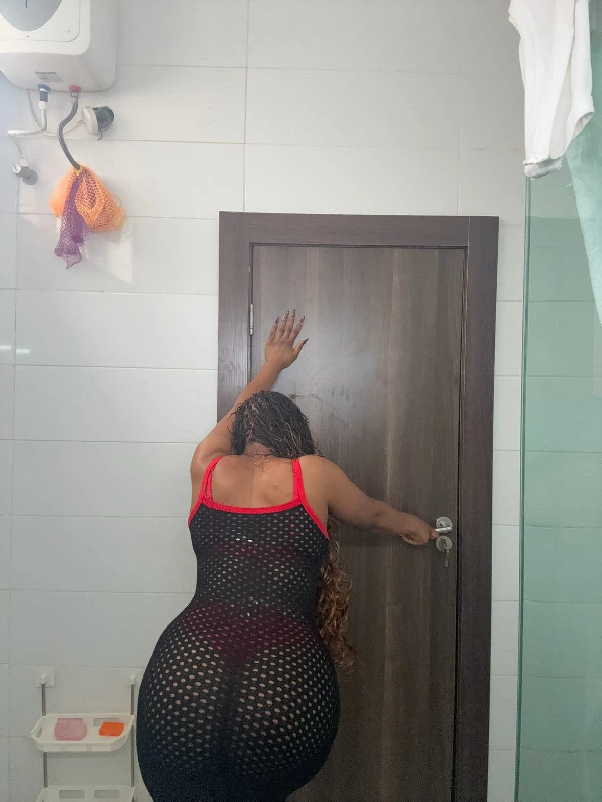 Maya – Beninese escort in Abidjan — 4 / 6