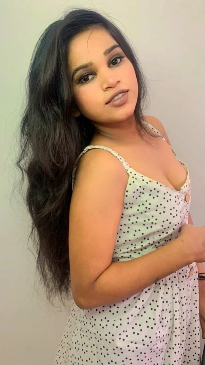 Fiza Nur – Indian escort in New Delhi — 3 / 6