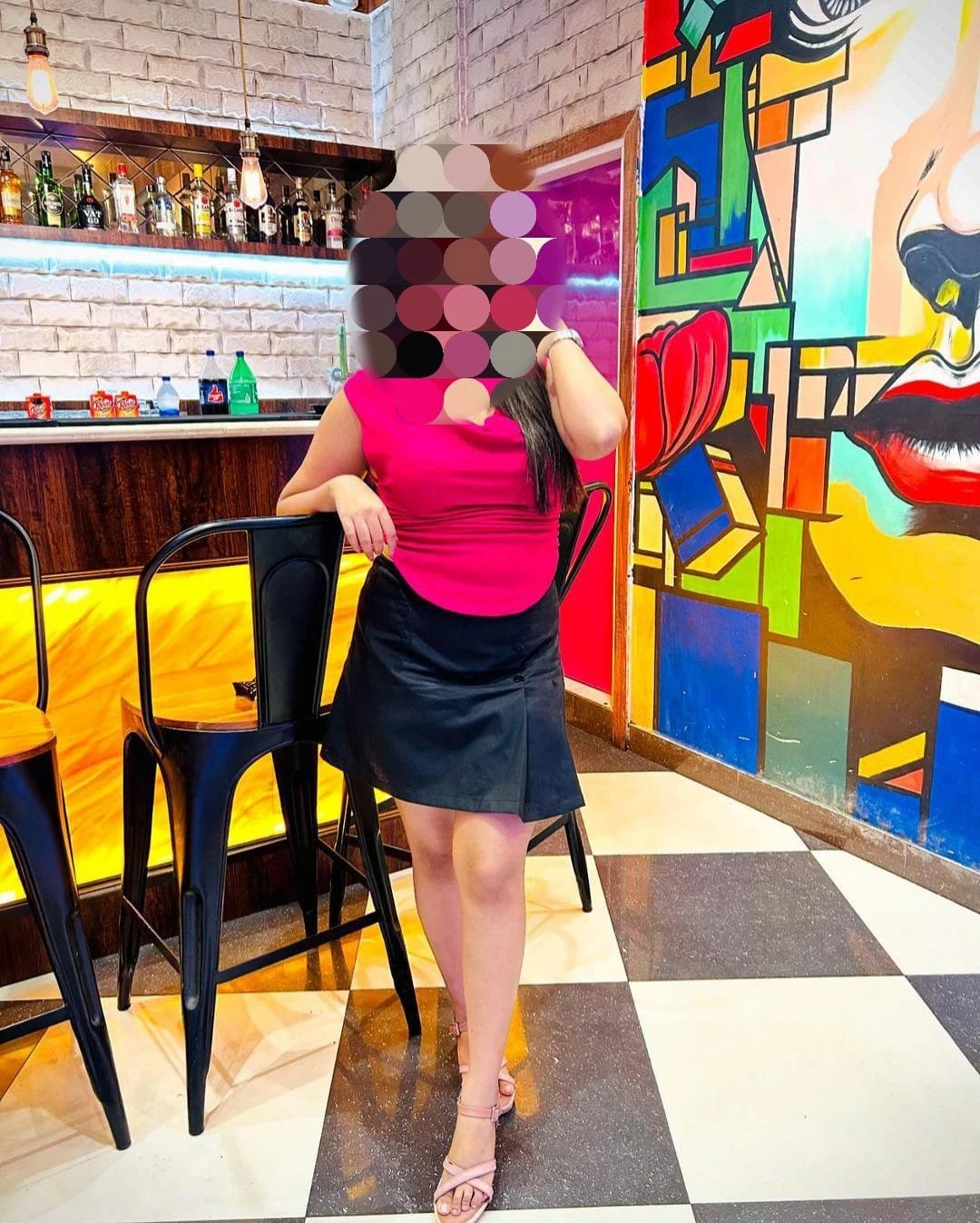 Cam session & real meet – Indian escort in Hyderabad — 2 / 4