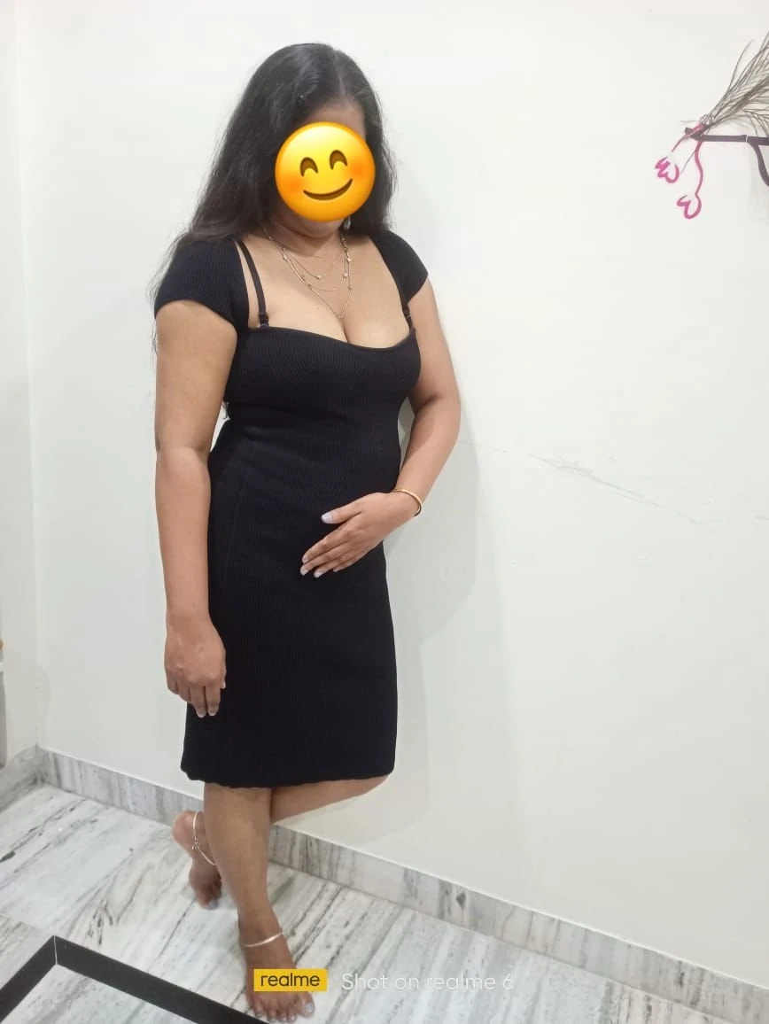 Swati Real Meet Independant – Indian escort in Hyderabad — 3 / 6