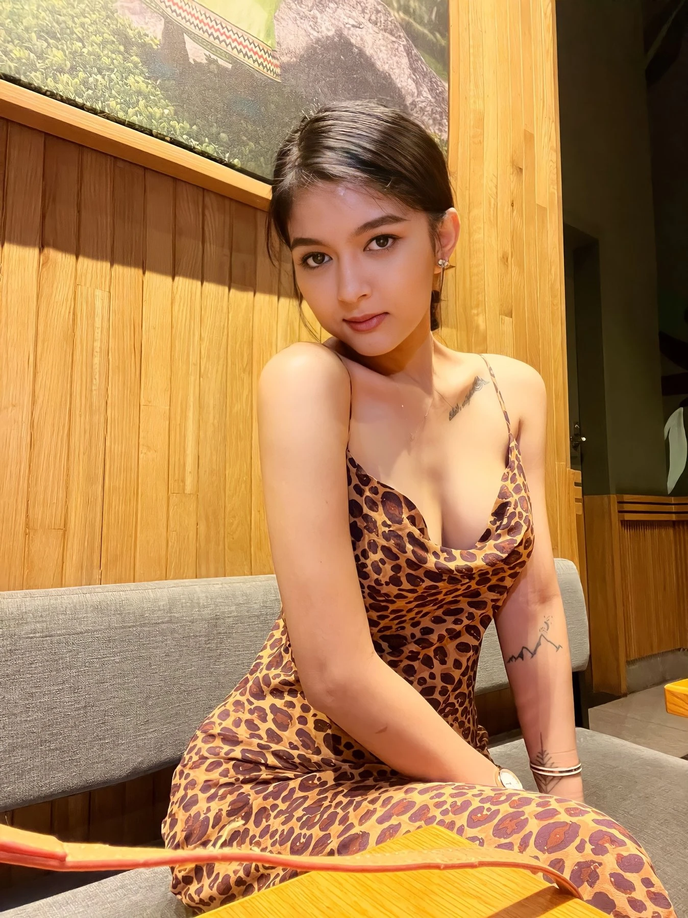Sexy Courtney is back – Filipino escort in New Delhi — 4 / 21