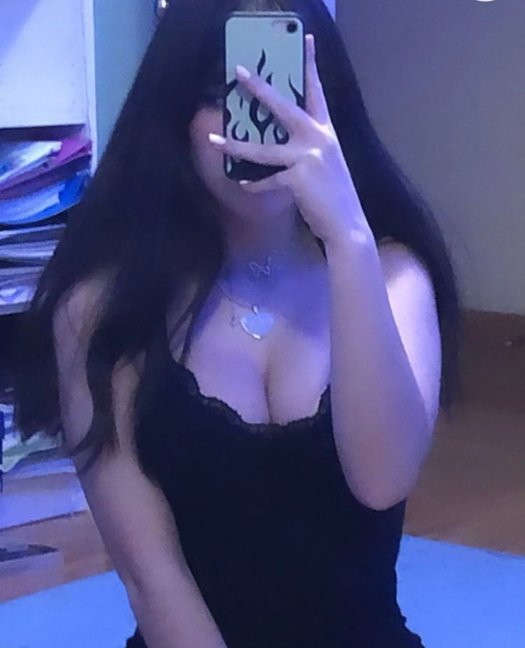 Hansika in hotels escort service models – Indian escort in Mumbai — 1 / 4