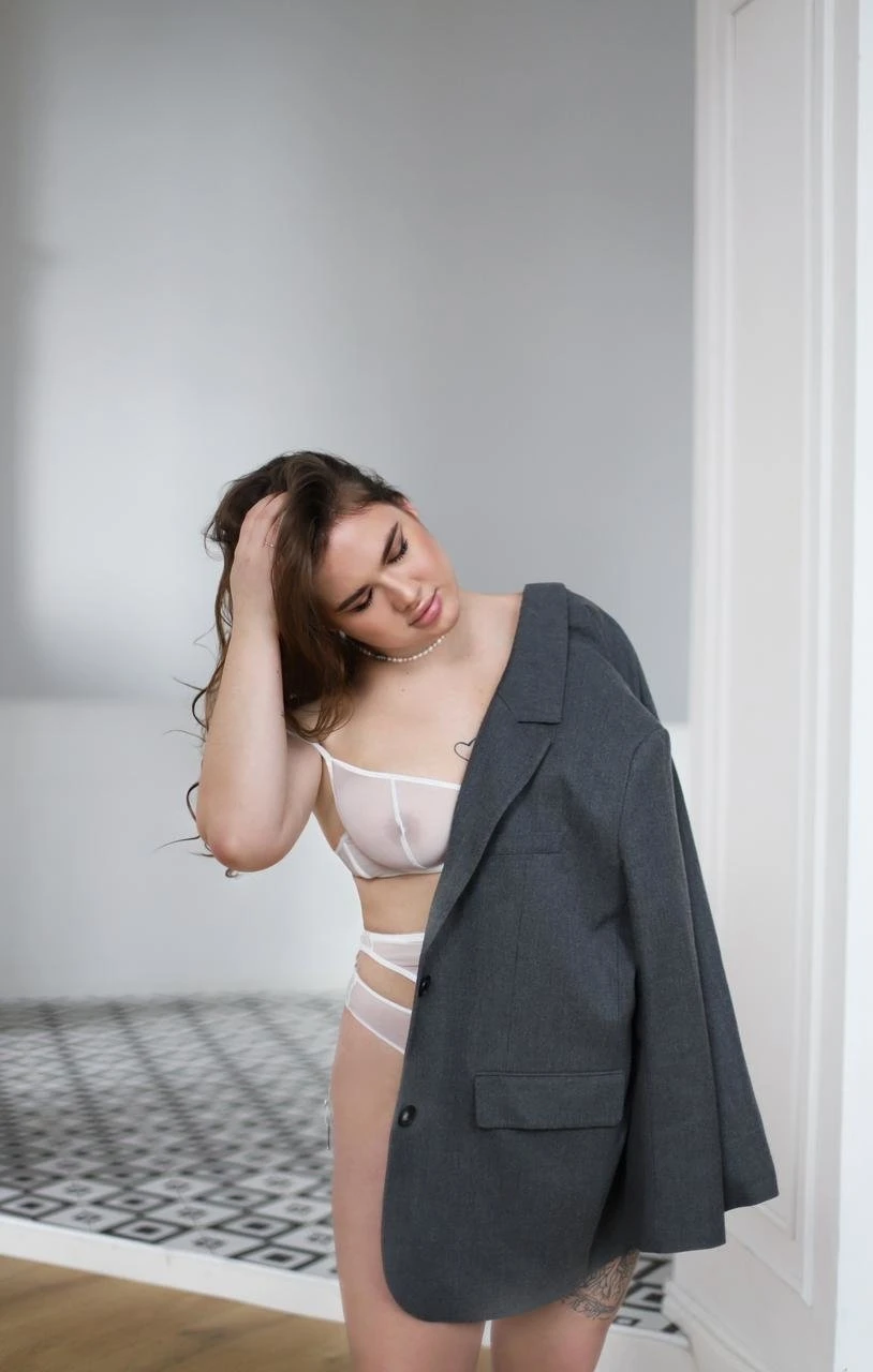 Adel – Russian escort in Beirut — 2 / 5
