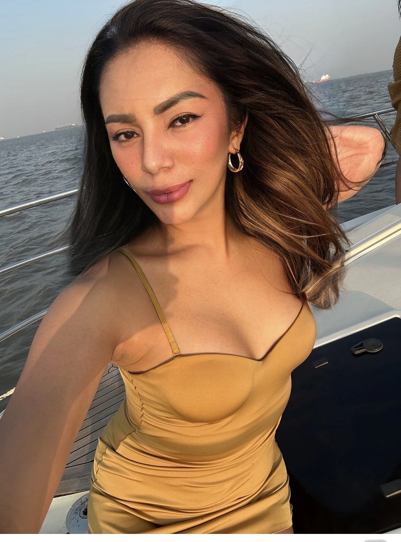 Deep French kisser Audrey. 2 days left – Brazilian escort in Hyderabad — 28 / 31