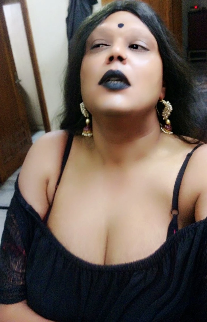 Madhu Randi – Indian escort in New Delhi — 2 / 31