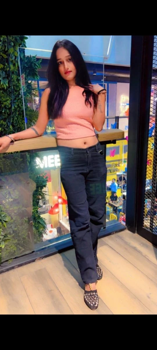 Aditi Escort – Albanian escort in Candolim, Goa — 8 / 12