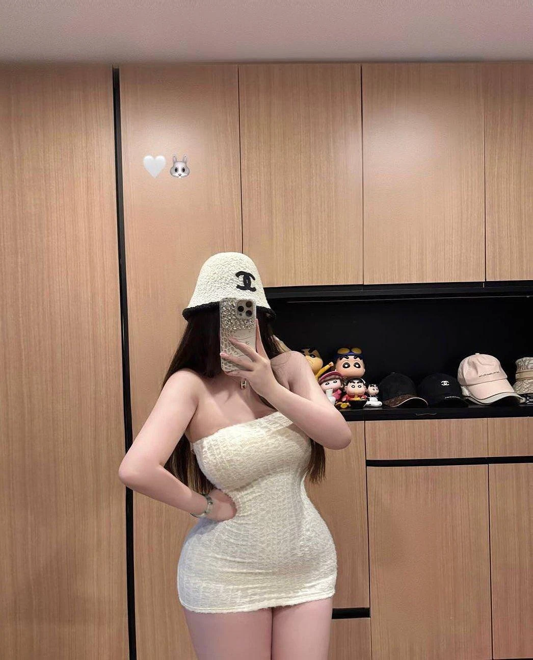 Madhavi Cam and Real Meet 24×7 – Nepalese escort in Kathmandu — 4 / 5