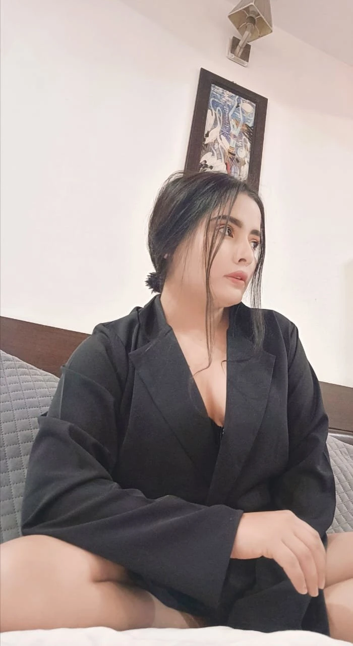 Nisha – Indian escort in Kolkata — 5 / 6