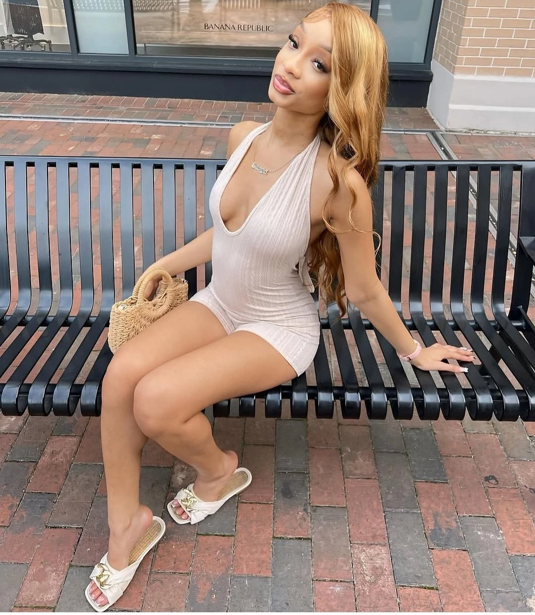 African Sexy Girl – South African escort in Hyderabad — 1 / 5