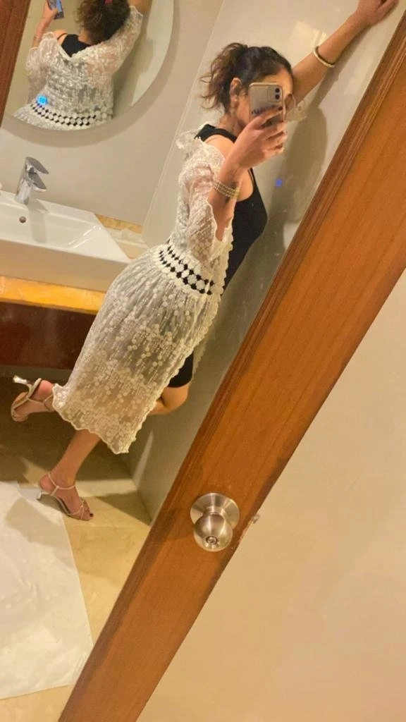 Priyansi High profile call girl – Indian escort agency in Kolkata — 3 / 8
