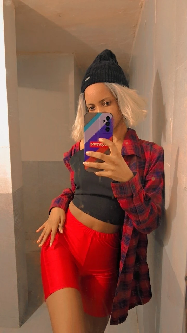 Queen Ariana – Costa Rican escort in Mumbai — 6 / 7