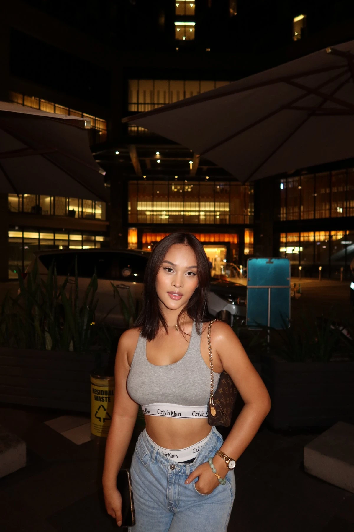 Ché Valentina has arrived – Spanish escort in Hong Kong — 4 / 9