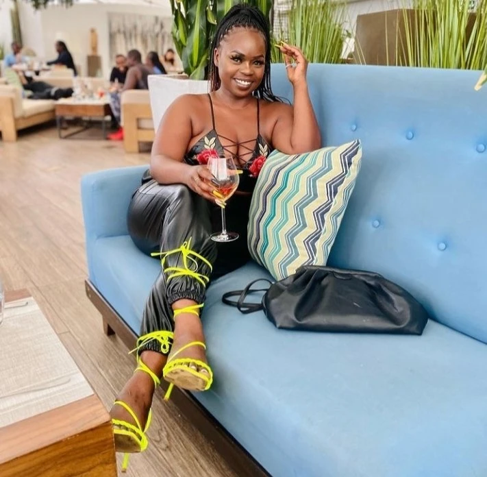 Davina Milan – Burundian escort in Noida — 2 / 8