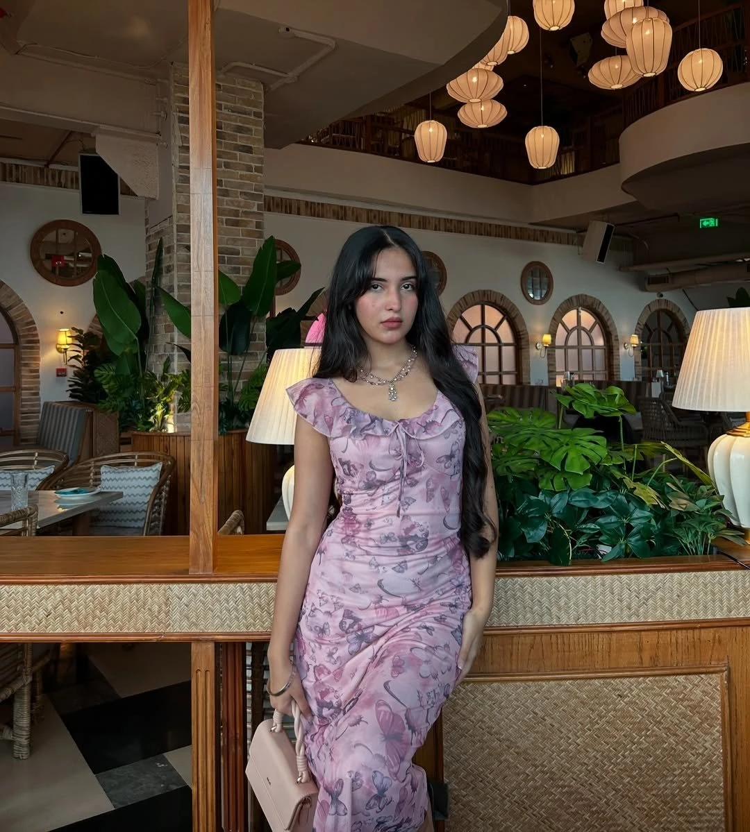 Ritika Jain – Indian escort in Pune — 2 / 6