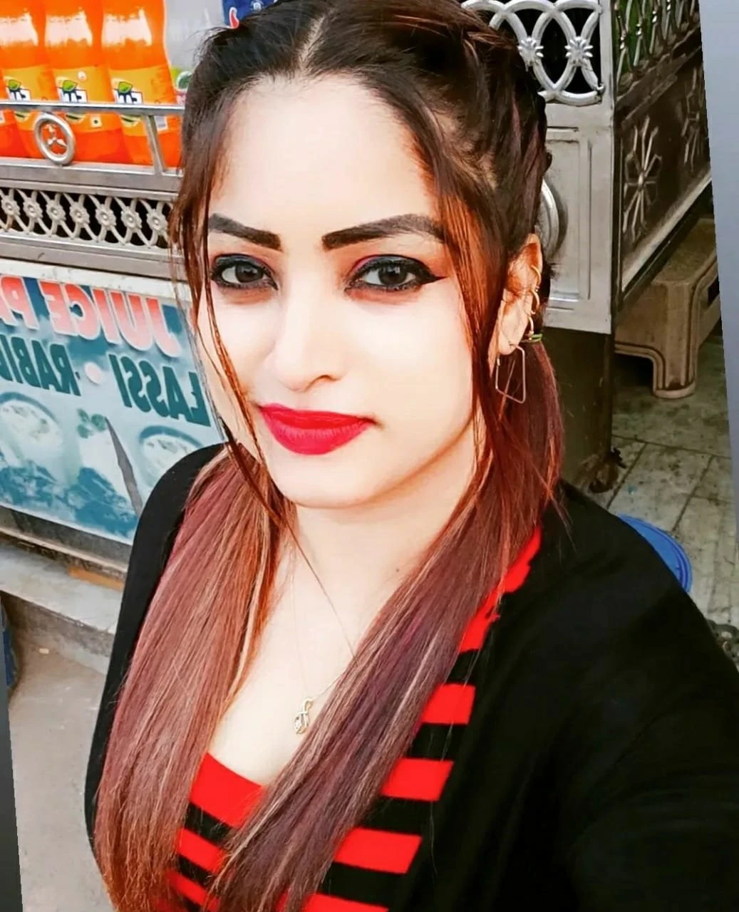 Sakshi Verma Independent Girl in Delhi – Indian escort in New Delhi — 1 / 5