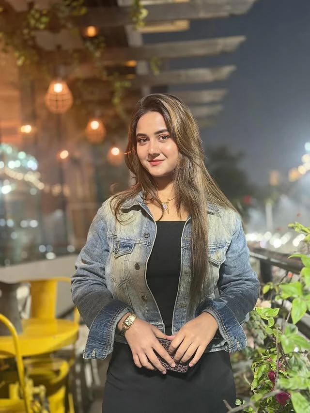Nayara – Indian escort in Colombo — 2 / 12