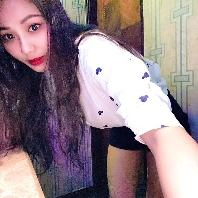 SNacy delete – Singaporean escort in Mauritius — 3 / 5