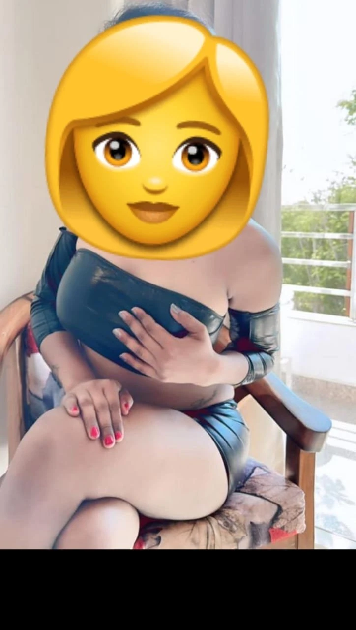 Pari I am independent cam real meet – Indian escort in New Delhi — 1 / 3