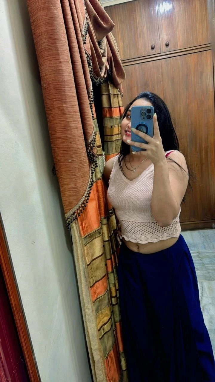 High profile sexy girls available now – Indian escort in Hyderabad — 5 / 7