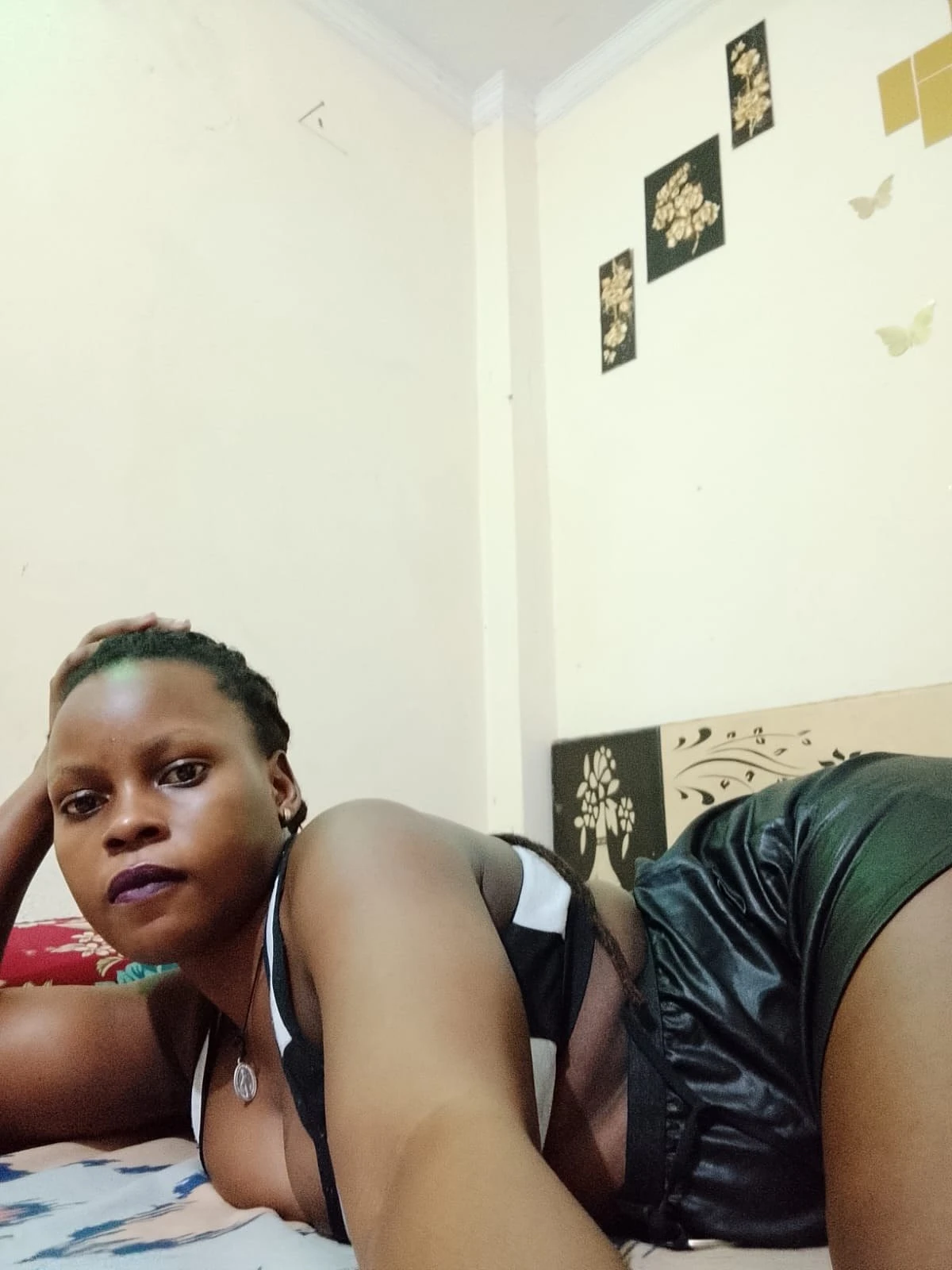 Sky, Available Now 🟢 – South African escort in New Delhi — 4 / 5