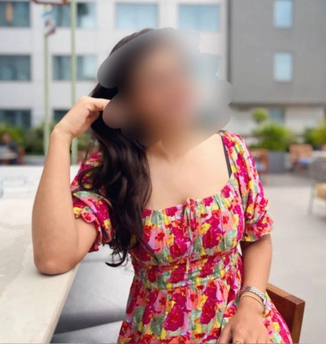 Gazal – Indian escort in Noida — 7 / 11