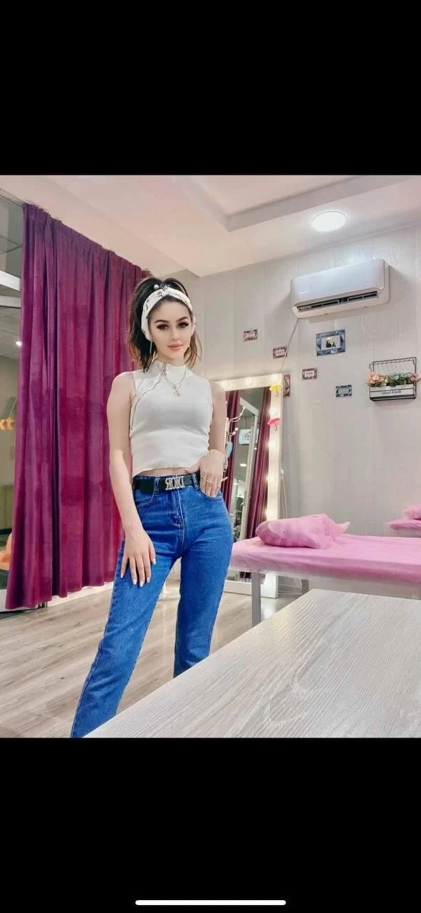 Beautiful Young Hot Russian Model Escort – Russian escort agency in Pune — 3 / 4