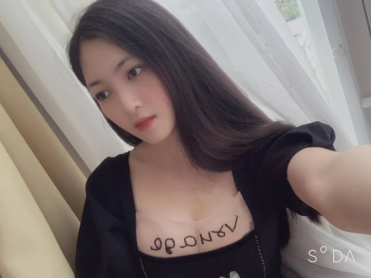 Ha Anh – Singaporean escort in Ho Chi Minh City — 2 / 14