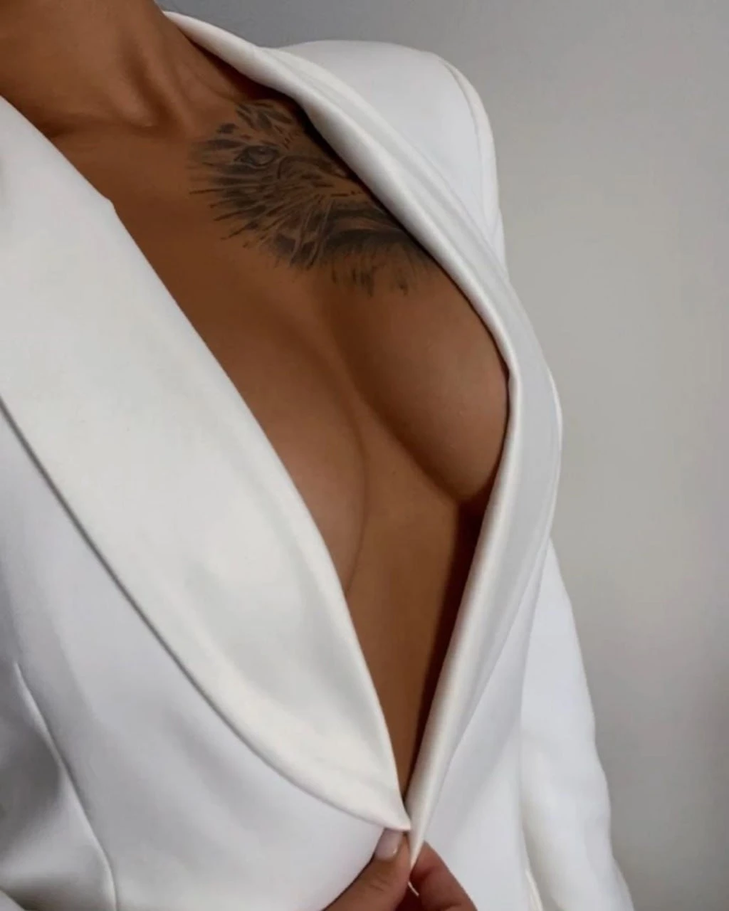 Juli – Russian escort in Yerevan — 3 / 10