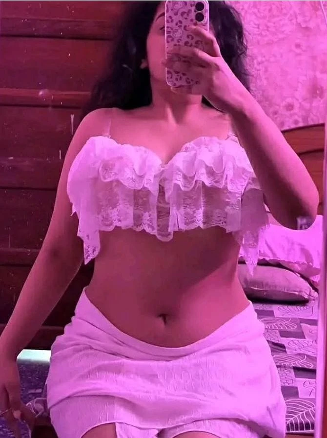 Abhi GF Experience – Sri Lankan escort in Colombo, Escort, Colombo