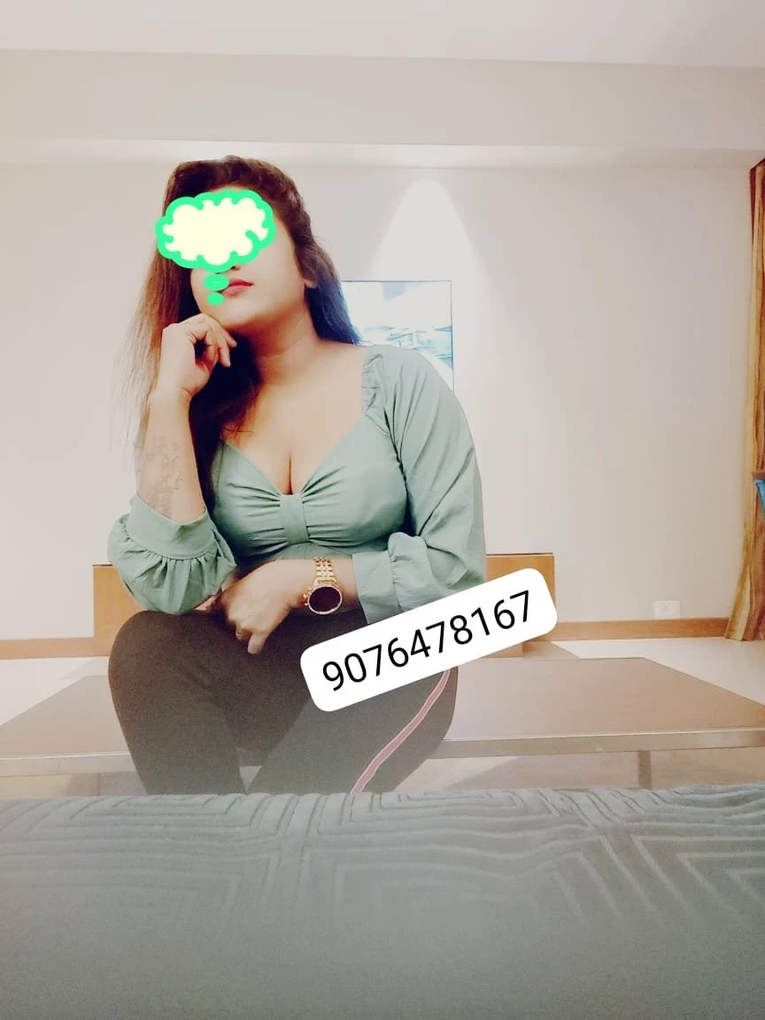 Rinky cam session and real meet – Indian escort in Navi Mumbai — 5 / 28