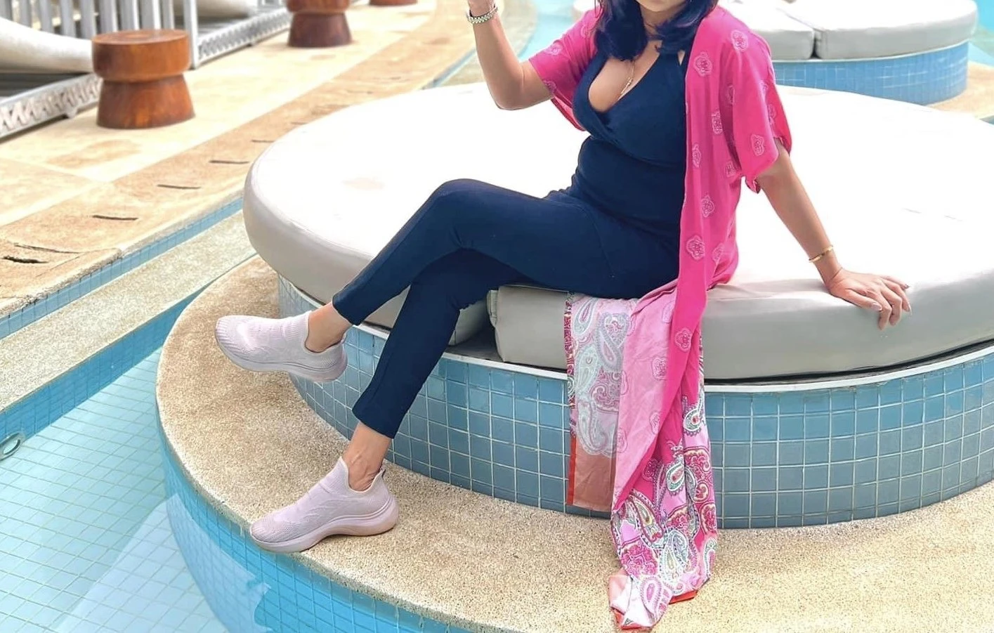 Sri – escort in Colombo — 6 / 8