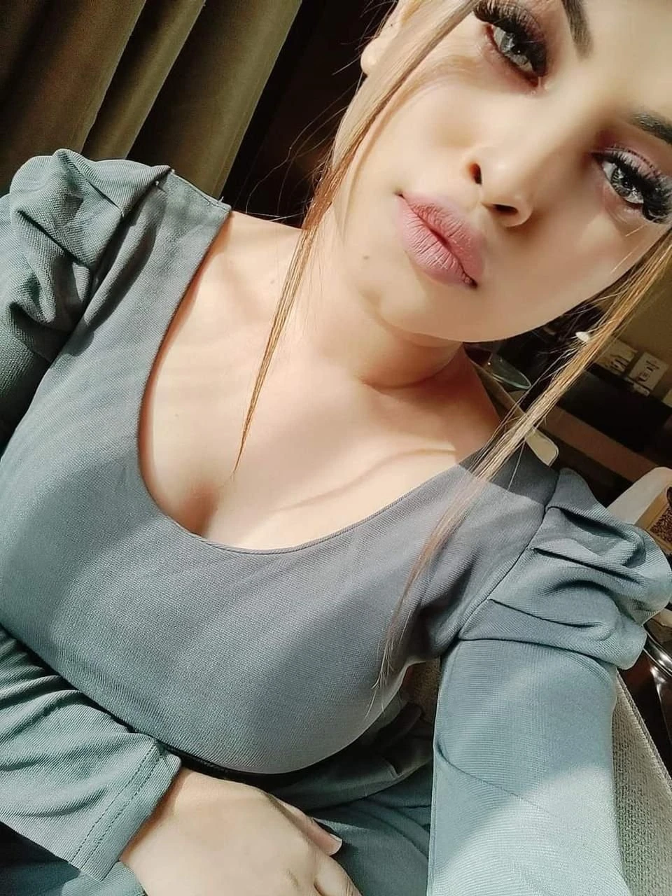 Kajal Cash on Delivery – Indian escort in Pune — 6 / 7