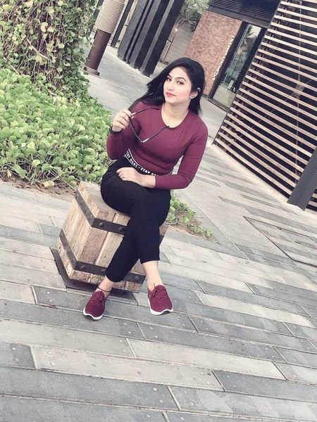 Hema Rani – Indian escort in New Delhi — 2 / 5